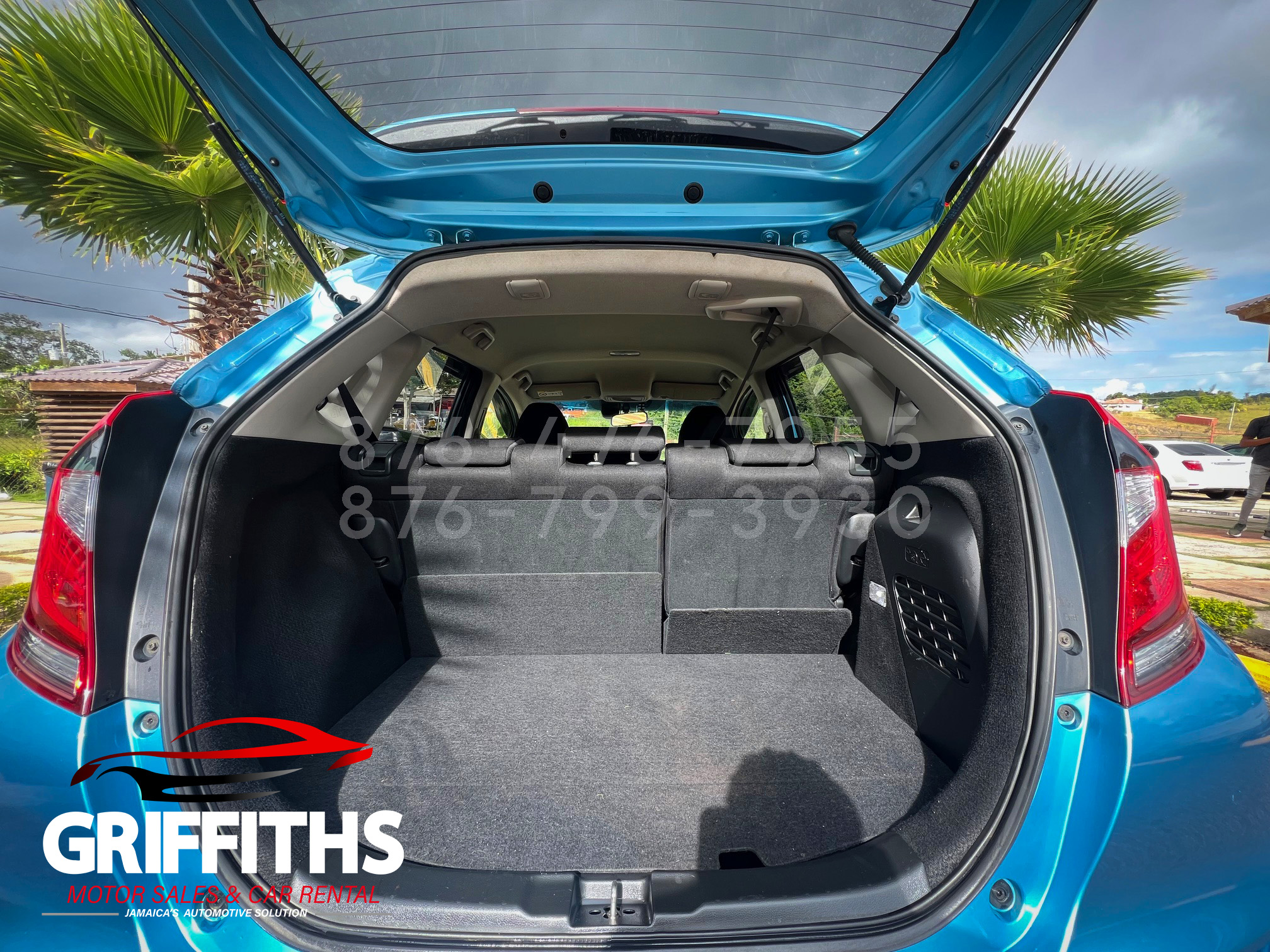 Vehicle Image 7